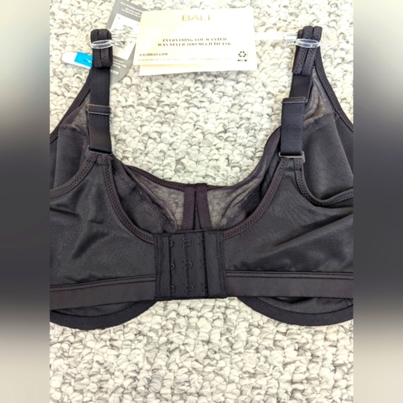 NWT Bali Women's (38DDD) Black Lace Minimizer Convertible Bra With Underwire - Picture 9 of 16